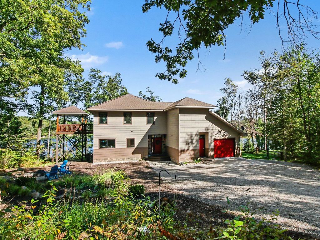 4956 Sunrise Trail, Comins