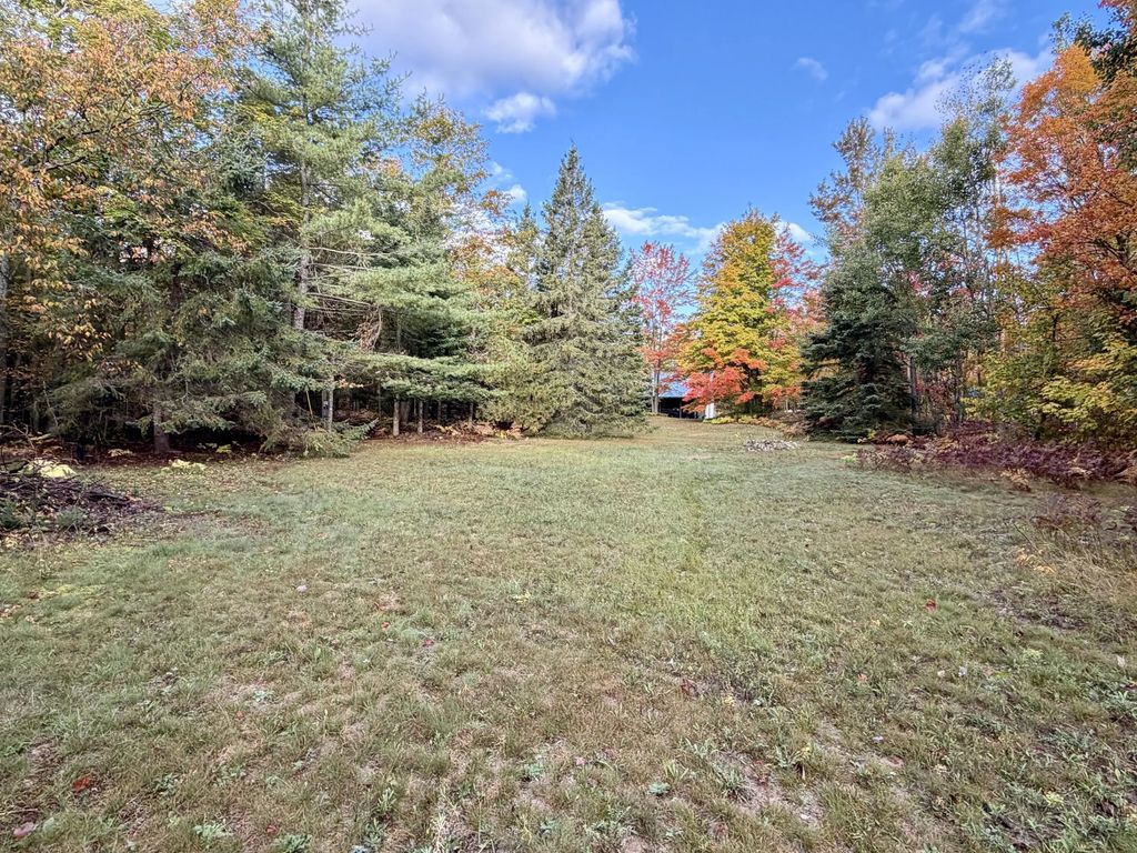 6267 Whitehouse Trail, Vanderbilt