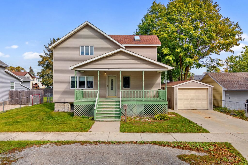 521 Tawas Street, Alpena