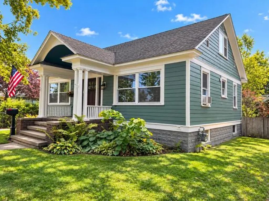 206 Liberty Street, Alpena