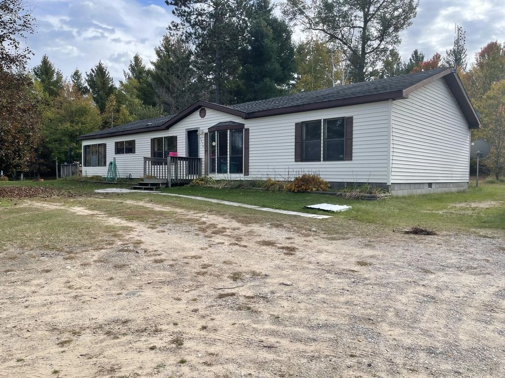 5438 E Pinewood Trail, Roscommon